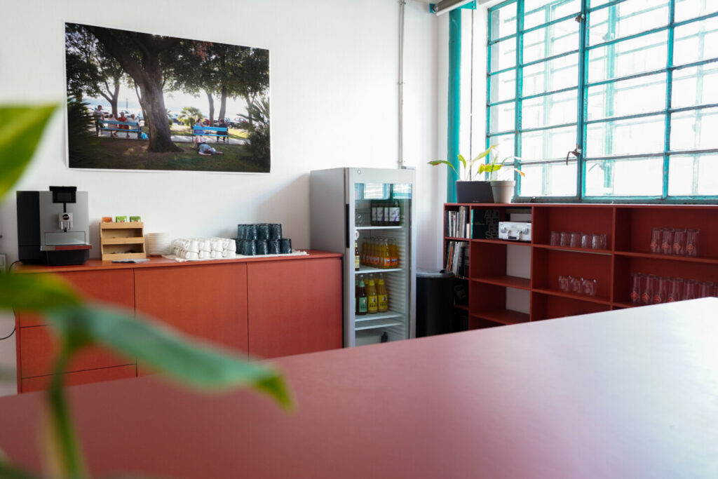 Tschick.Galerie Tabakfabrik Linz Verpflegungsecke