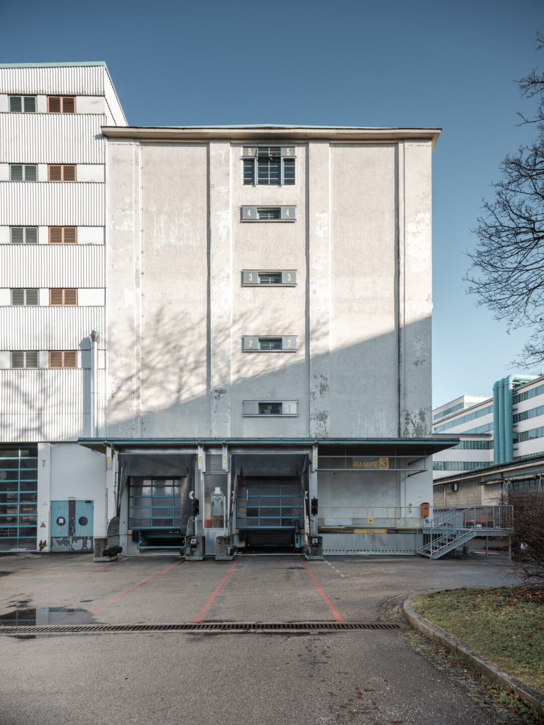 Umbau des ehemaligen Magazins - heute Haus SMART - für die Grand Garage. Dieser Makerspace eröffnete am 28.02.2019.