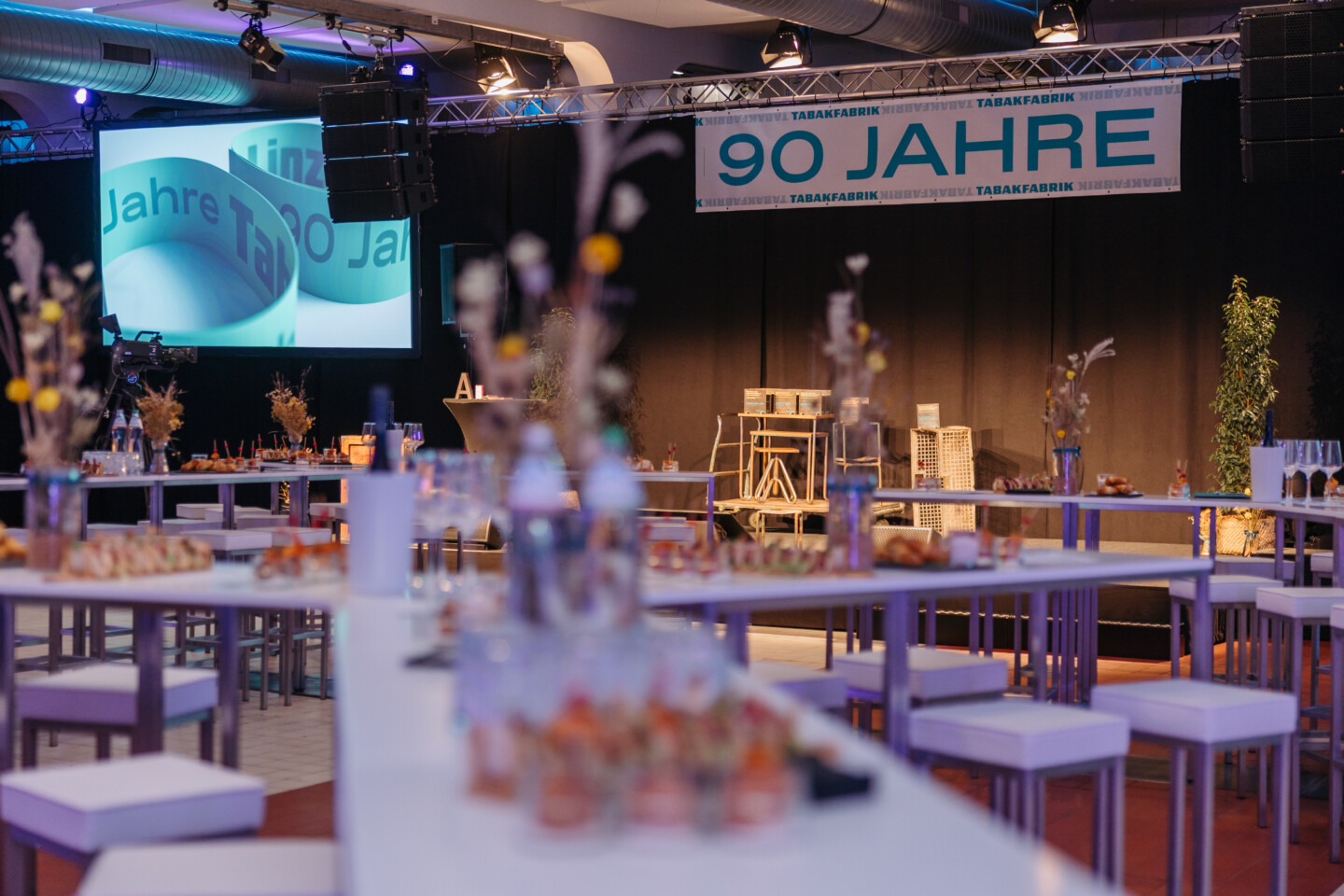 90 Jahr Feier der Tabakfabrik Linz in der Lösehalle am 12.11.2025