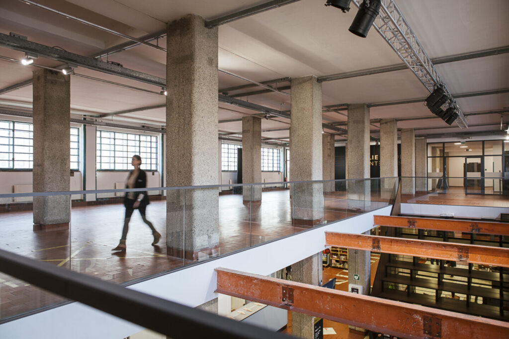 LowRes_001_2021-11-15_Tabakfabrik_Seminarräume_©Kneidinger-Photography