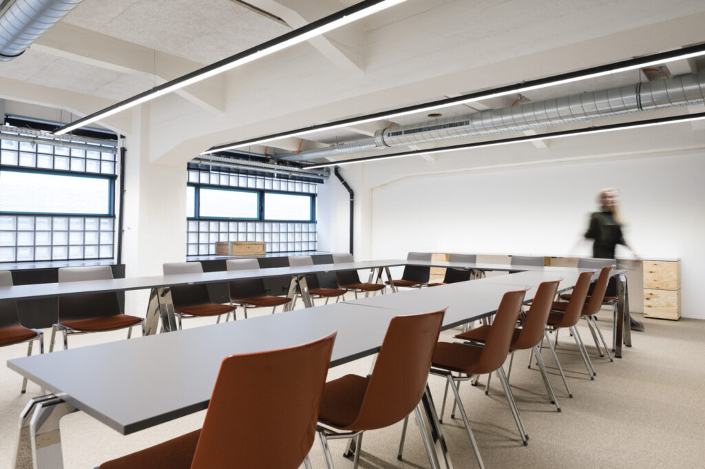 LowRes_003_2023-01-19_Tabakfabrik_seminarraum-Libre_©Kneidinger-Photography
