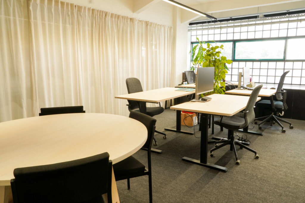 Modernes & funktional aufgeteiltes Büro im Haus HAVANNA 1. OG mit 214,29 m2: Glastrennwände, Kühlung, barrierefrei & barrierefrei in der Tabakfabrik Linz