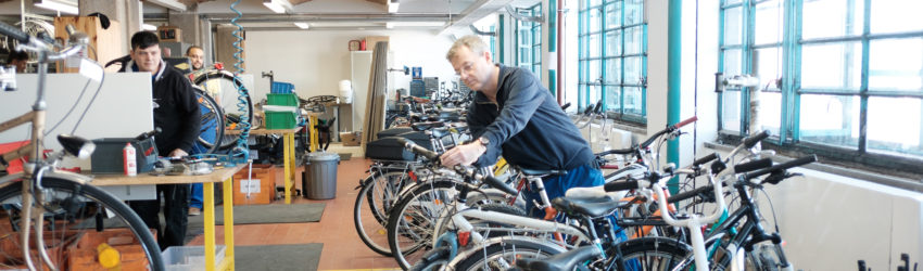 Tabakfabrik Linz | Rat und Räder in der Tabakfabrik Tabakfabrik Linz | B7 Fahrradzentrum
