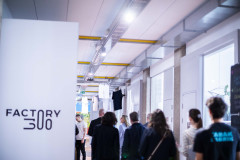 Carina Heindl and Bernhard Lehner (factory300 and the Strada del Startup) invited to gain insight into the world of start-ups and innovators.